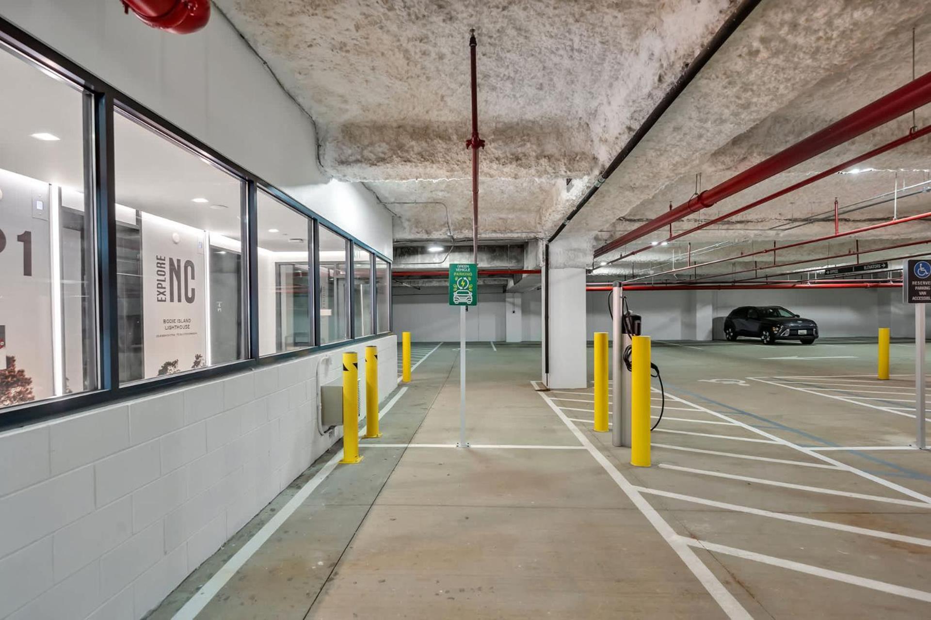 High-Rise Apt Raleigh Free Parking & Sunset View 1 Exterior foto