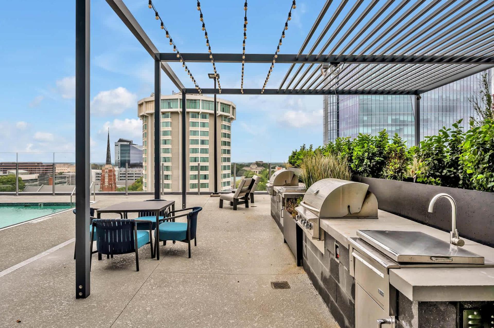 High-Rise Apt Raleigh Free Parking & Sunset View 1 Exterior foto